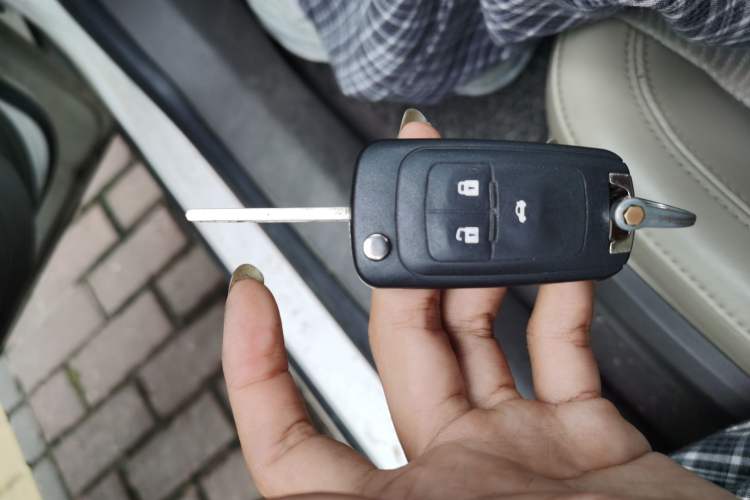Used Chevrolet Cruze 2015 1.5L Classic SE AT Vehicle Key
