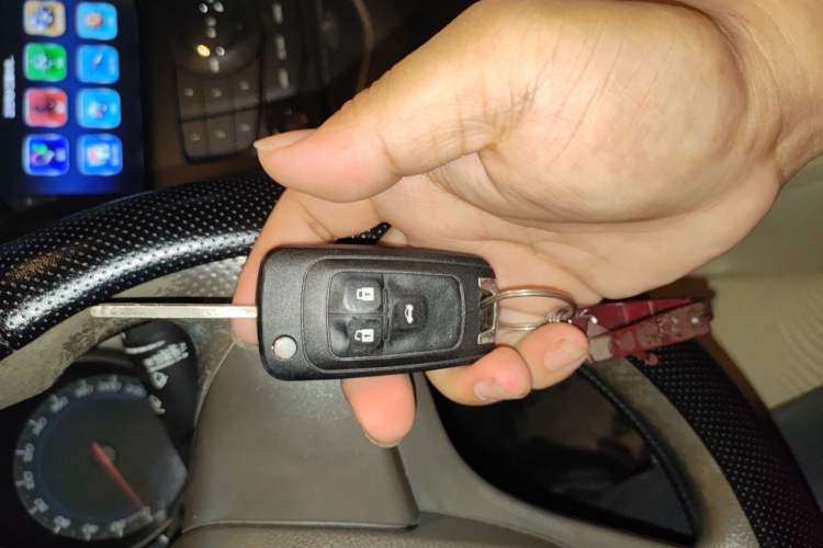 Used Chevrolet Cruze 2015 1.5L Classic SE AT Vehicle Key