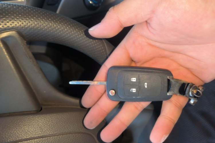 Used Chevrolet Cruze 2015 1.5L Classic SE AT Vehicle Key