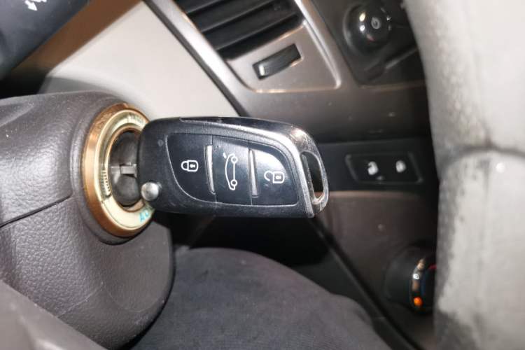 Used Chevrolet Cruze 2015 1.5L Classic SE MT Vehicle Key