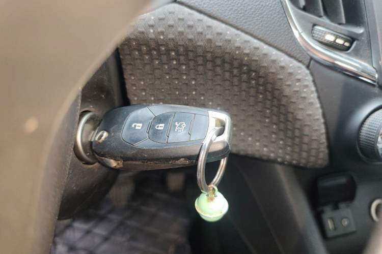 Used Chevrolet Cruze 2015 1.5L Manual Elite Edition Vehicle Key