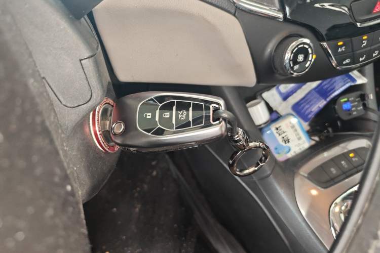 Used Chevrolet Cruze 2015 1.4T DCG Luxury Edition Vehicle Key