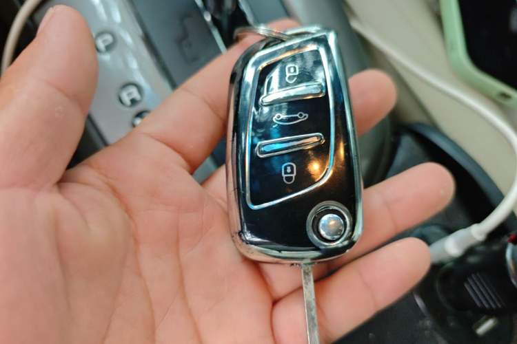 Used Chevrolet Cruze 2015 1.5L Classic SE AT Vehicle Key
