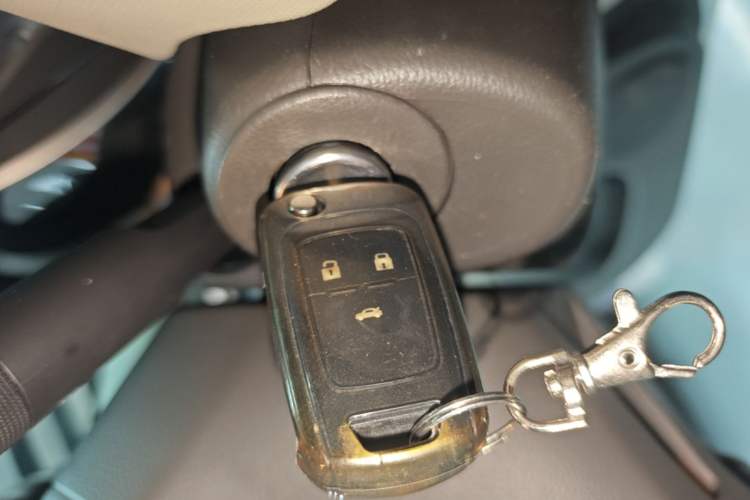 Used Chevrolet Cruze 2015 1.5L Classic SE AT Vehicle Key