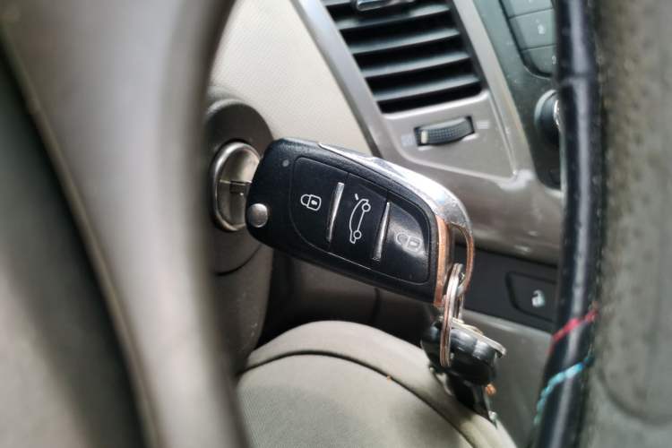 Used Chevrolet Cruze 2015 1.5L Classic SE AT Vehicle Key