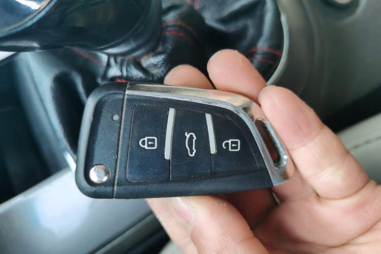 Used Chevrolet Cruze 2015 1.5L Classic SE MT Vehicle Key