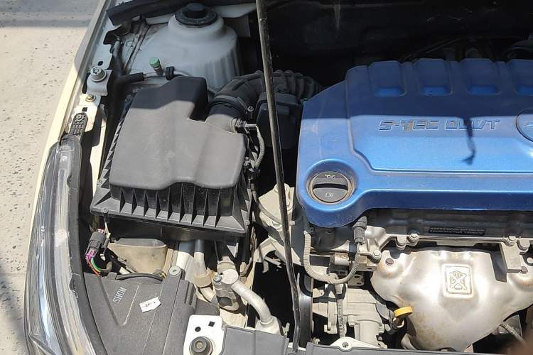 Used Chevrolet Cruze 2015 1.5L Classic SE AT Engine Bay Right