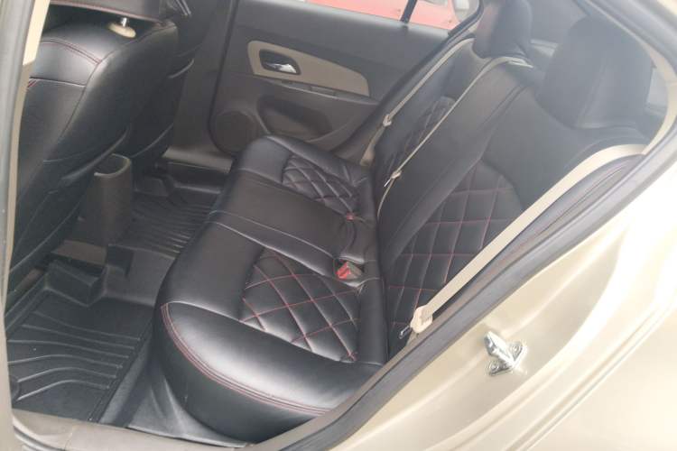 Used Chevrolet Cruze 2015 1.5L Classic SL MT Left Rear Seat