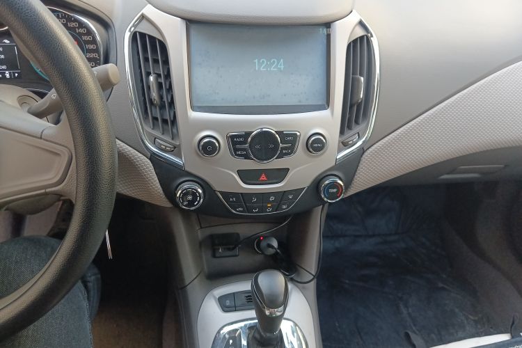 Used Chevrolet Cruze 2016 1.5L Automatic Stylish Sunroof Version Audio And AC Panel