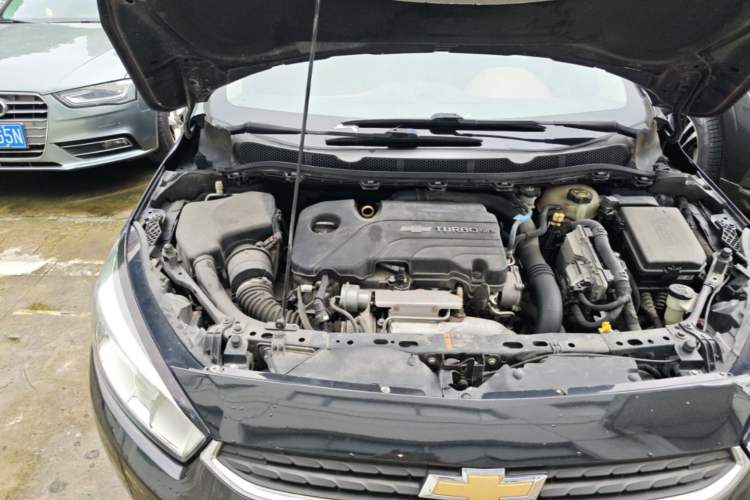 Used Chevrolet Cruze 2016 1.4T DCG Luxury Edition Engine Bay Right