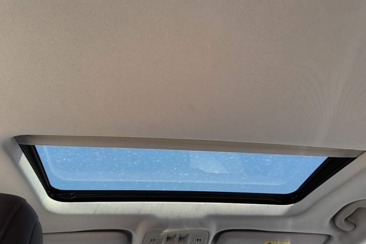 Used Chevrolet Cruze 2016 1.5L Automatic Luxury Edition Headliner