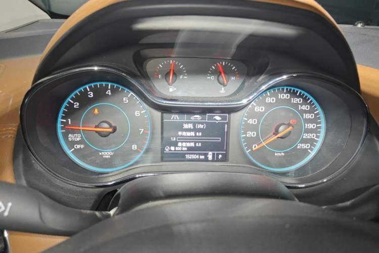 Used Chevrolet Cruze 2016 1.4T DCG Luxury Edition Instrument Cluster