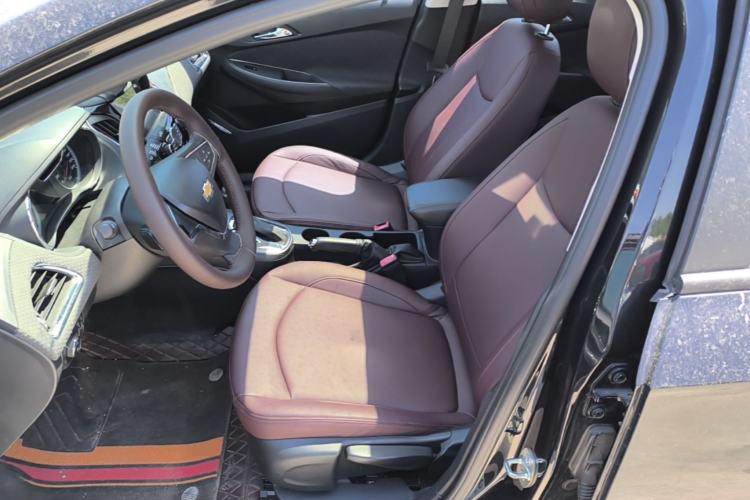 Used Chevrolet Cruze 2016 1.5L Automatic Luxury Edition Left Front Seat