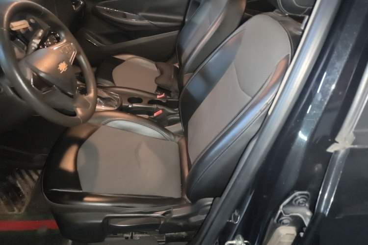 Used Chevrolet Cruze 2016 1.5L Automatic Luxury Edition Left Front Seat