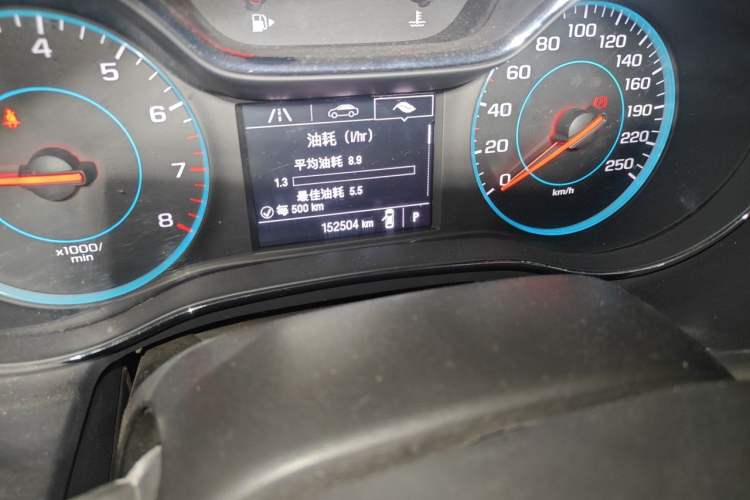 Used Chevrolet Cruze 2016 1.4T DCG Luxury Edition Odometer Close Up
