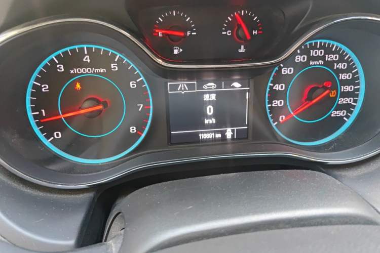 Used Chevrolet Cruze 2016 1.5L Manual Elite Edition Odometer Close Up
