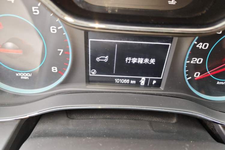 Used Chevrolet Cruze 2016 1.4T DCG Luxury Edition Odometer Close Up