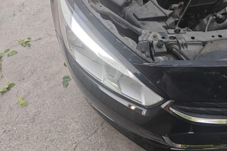 Used Chevrolet Cruze 2016 1.5L Manual Elite Edition Right Front Headlight