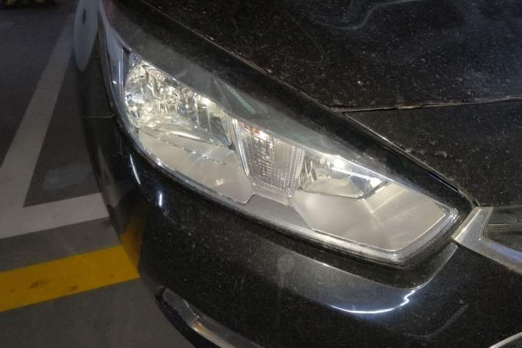 Used Chevrolet Cruze 2016 1.5L Automatic Luxury Edition Right Front Headlight