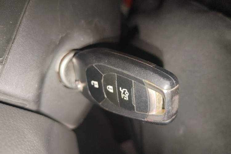 Used Chevrolet Cruze 2016 1.5L Automatic Luxury Edition Vehicle Key