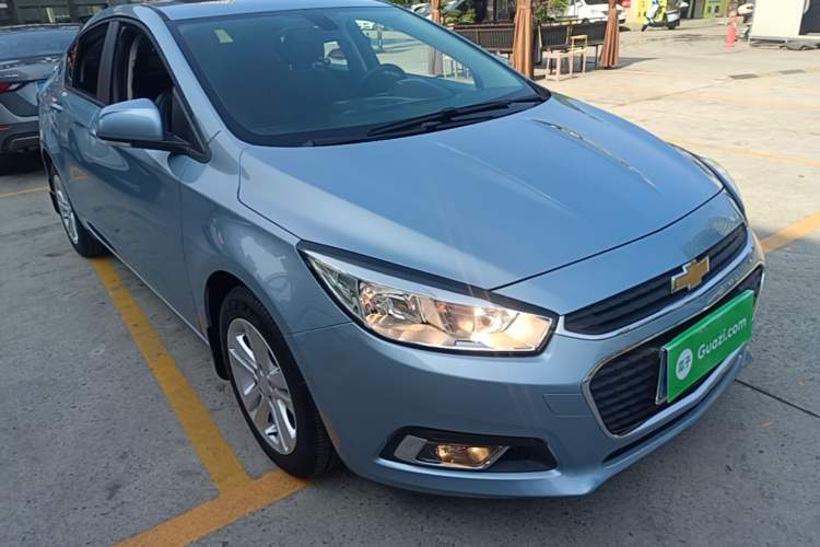 Used Chevrolet Cruze 2016 1.5L Automatic Luxury Edition Front Right 45 Deg