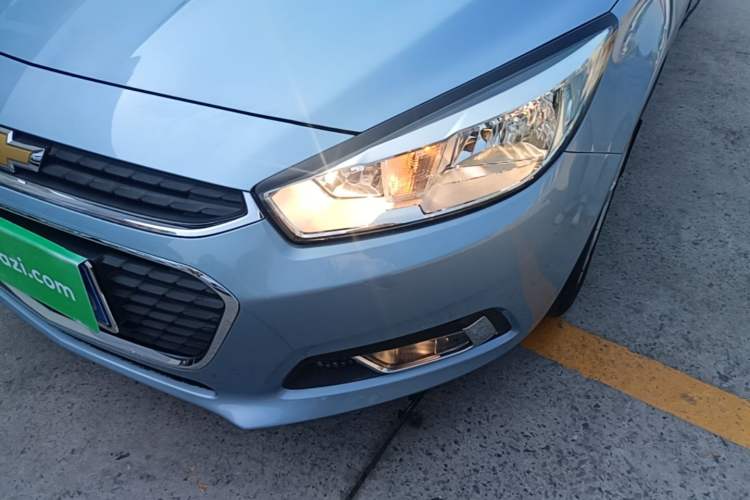Used Chevrolet Cruze 2016 1.5L Automatic Luxury Edition Left Front Headlight