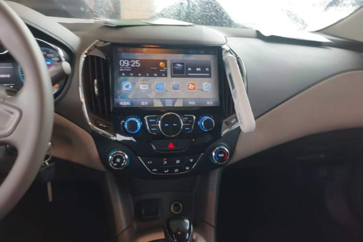 Used Chevrolet Cruze 2016 1.5L Automatic Stylish Sunroof Version Audio And AC Panel