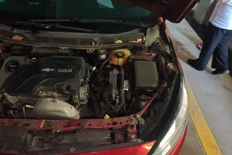 Used Chevrolet Cruze 2016 1.5L Manual Elite Edition Engine Bay Left