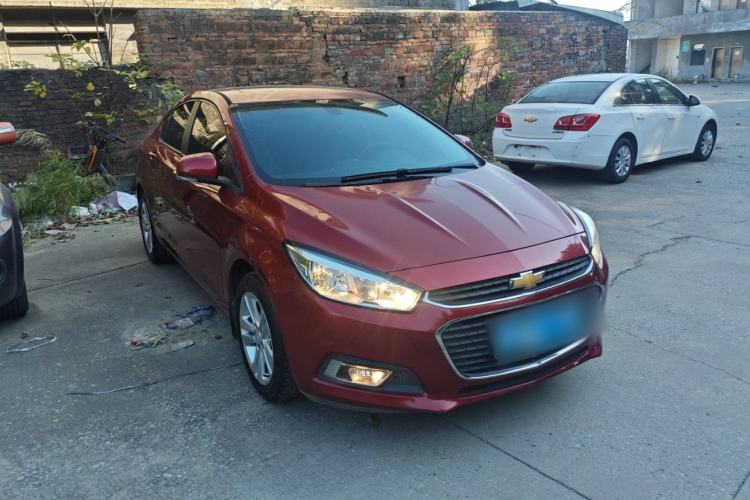 Used Chevrolet Cruze 2016 1.5L Automatic Luxury Edition Front Right 45 Deg