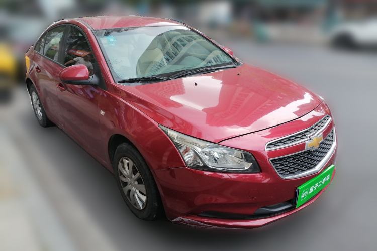 Used Chevrolet Cruze 2016 1.5L Manual Fashion Edition Front Right 45 Deg