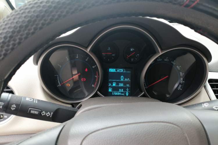 Used Chevrolet Cruze 2016 1.5L Manual Fashion Edition Instrument Cluster