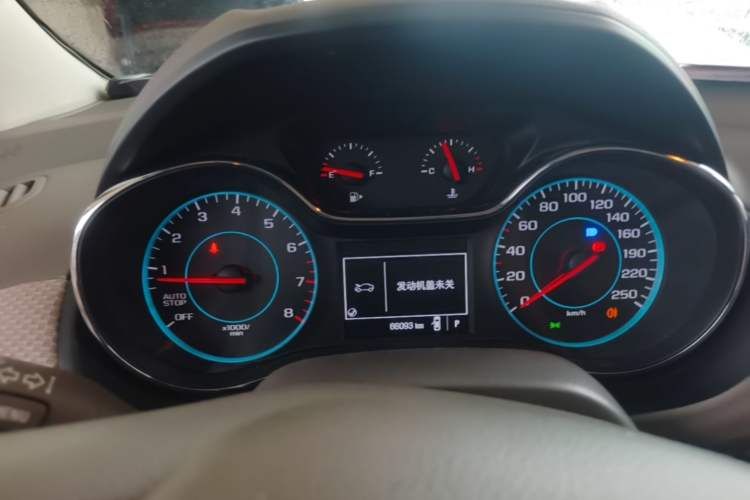 Used Chevrolet Cruze 2016 1.5L Automatic Stylish Sunroof Version Instrument Cluster