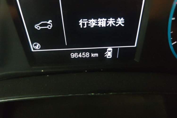 Used Chevrolet Cruze 2016 1.5L Manual Elite Edition Odometer Close Up