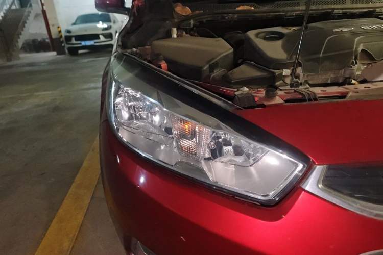Used Chevrolet Cruze 2016 1.5L Manual Elite Edition Right Front Headlight