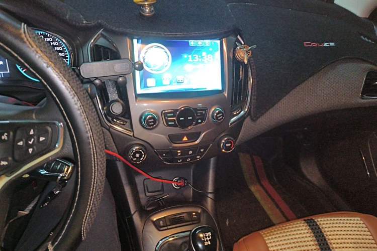 Used Chevrolet Cruze 2016 1.5L Manual Elite Edition Audio And AC Panel