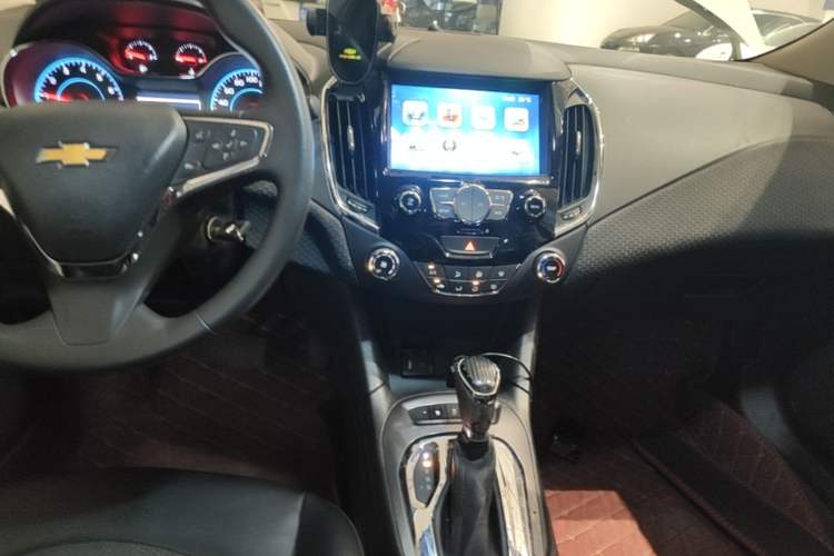 Used Chevrolet Cruze 2016 1.5L Automatic Luxury Edition Audio And AC Panel