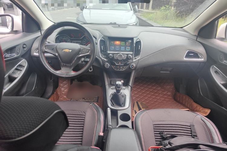 Used Chevrolet Cruze 2016 1.5L Manual Elite Edition Center Console