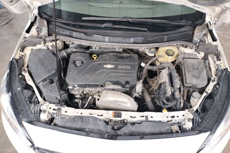 Used Chevrolet Cruze 2016 1.5L Automatic Stylish Sunroof Version Engine Bay