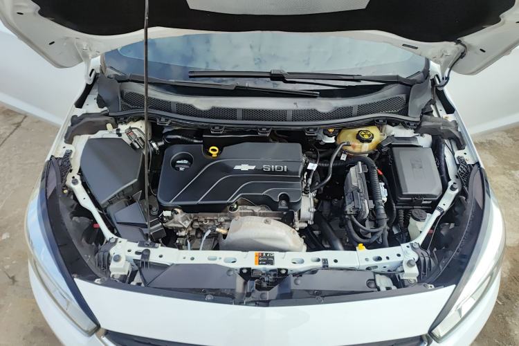 Used Chevrolet Cruze 2016 1.5L Manual Elite Edition Engine Bay