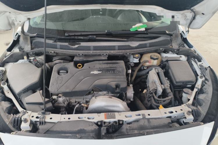 Used Chevrolet Cruze 2016 1.5L Manual Elite Edition Engine Bay