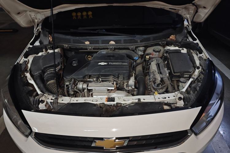 Used Chevrolet Cruze 2016 1.4T DCG Luxury Edition Engine Bay