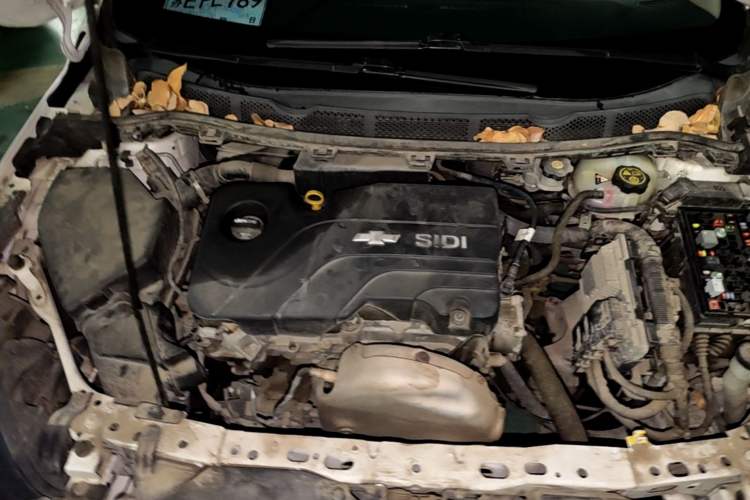 Used Chevrolet Cruze 2016 1.5L Manual Elite Edition Engine Bay