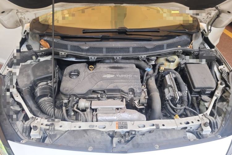 Used Chevrolet Cruze 2016 1.4T DCG Luxury Edition Engine Bay
