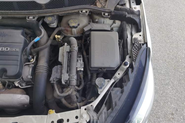 Used Chevrolet Cruze 2016 1.4T DCG Luxury Edition Engine Bay Left