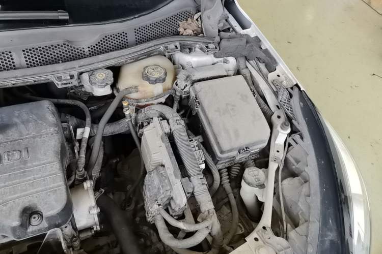 Used Chevrolet Cruze 2016 1.5L Automatic Luxury Edition Engine Bay Left