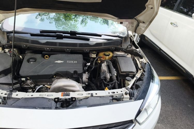 Used Chevrolet Cruze 2016 1.5L Automatic Stylish Sunroof Version Engine Bay Left
