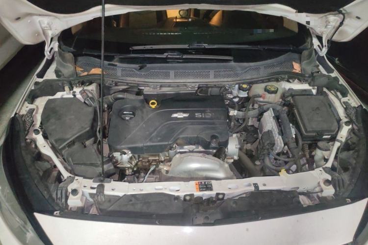 Used Chevrolet Cruze 2016 1.5L Manual Elite Edition Engine Bay