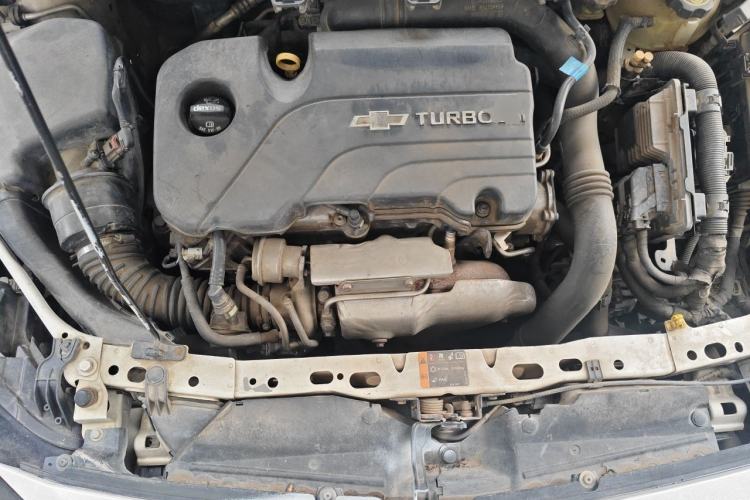 Used Chevrolet Cruze 2016 1.4T DCG Luxury Edition Engine Bay