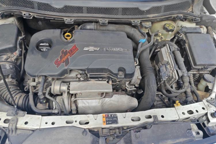 Used Chevrolet Cruze 2016 1.4T DCG Luxury Edition Engine Bay
