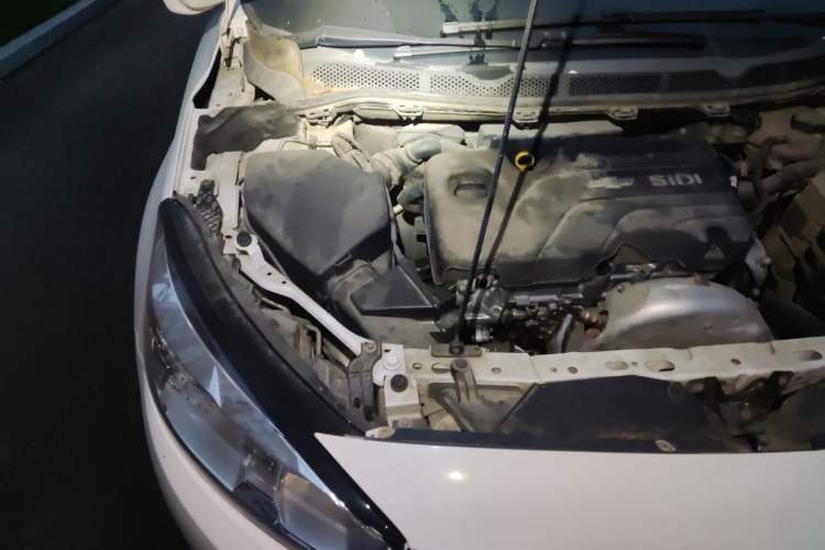 Used Chevrolet Cruze 2016 1.5L Manual Elite Edition Engine Bay Right